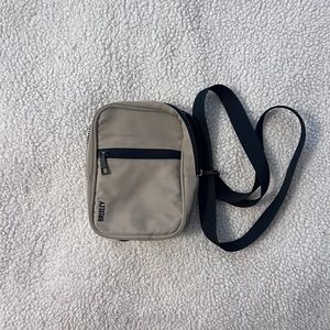 Brixley cross body